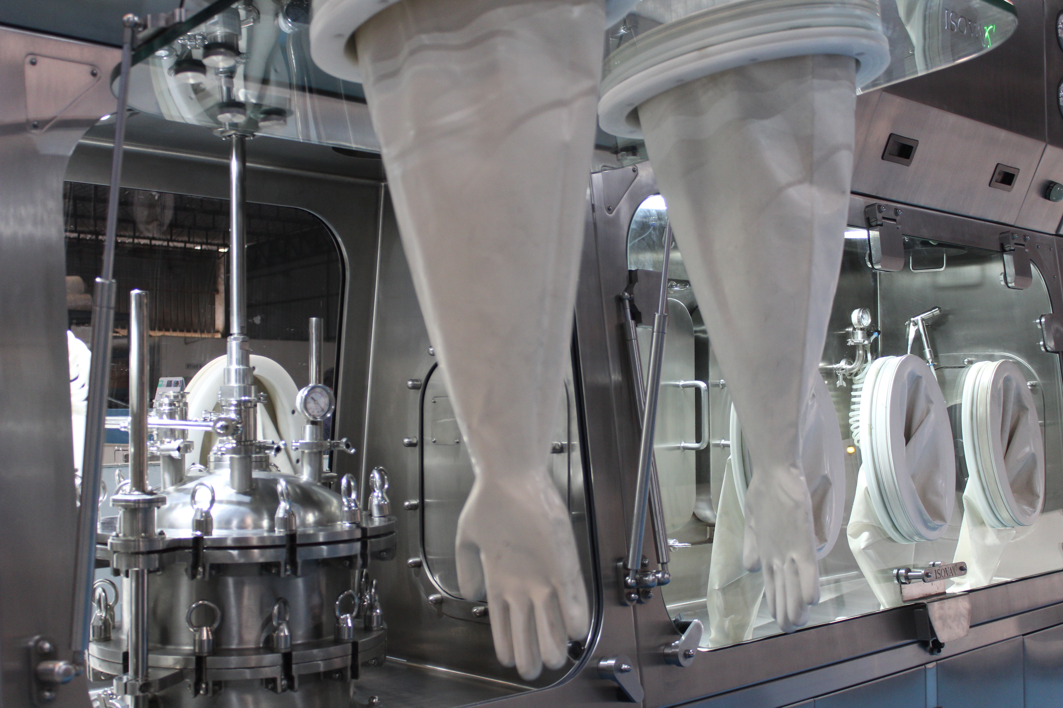 Pharmaceutical Isolator