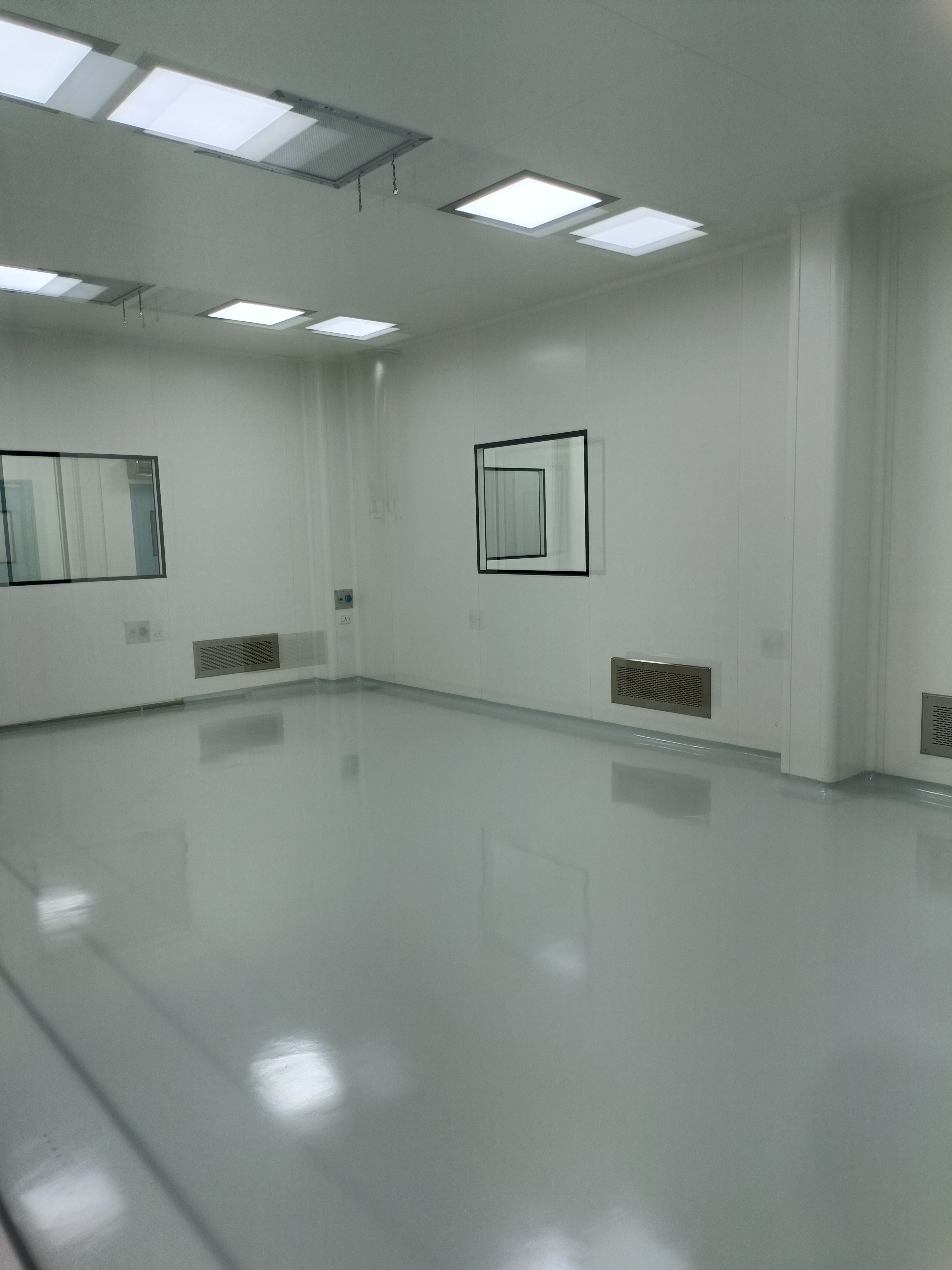 Cleanroom Doors